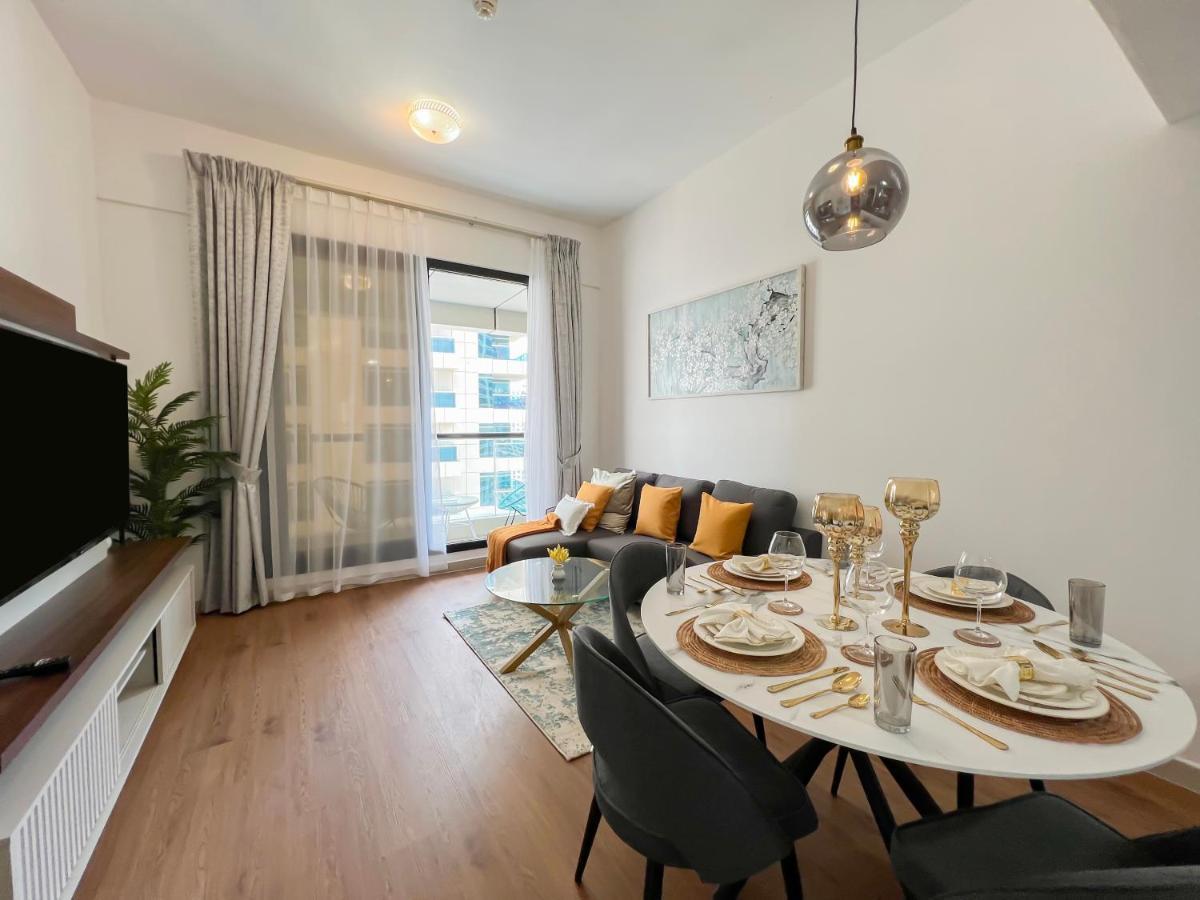 Charming 1br With Stunning Sea&marina Views Appartement *